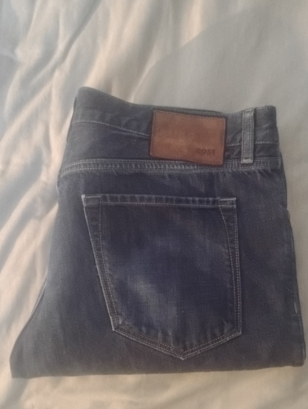 36X34 Hugo Boss "Maine" Regular Fit Dark Blue Jeans